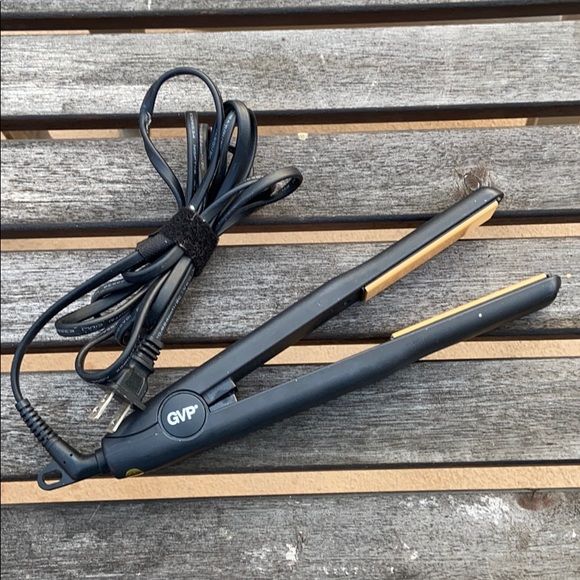 GVP Other - GVP Titanium Digital ceramic flat iron